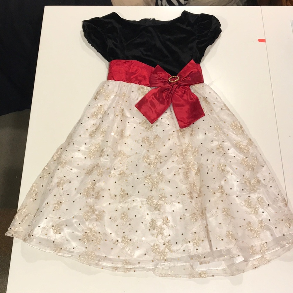 Girls holiday dress